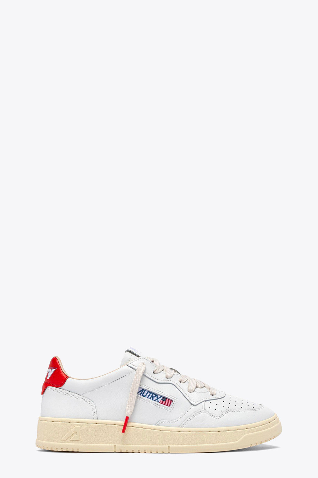alt-image__White-leather-low-sneaker-with-red-tab---Medalist