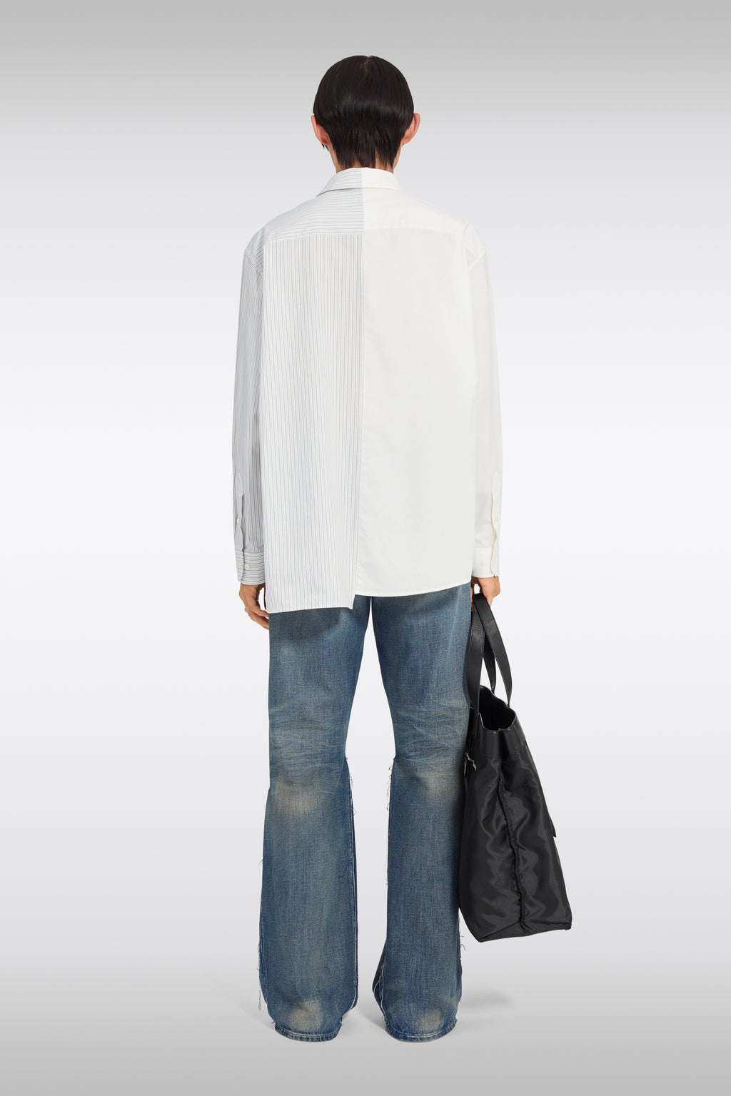 alt-image__Camicia-asimmetrica-in-cotone-a-pannelli-panna-e-a-righe