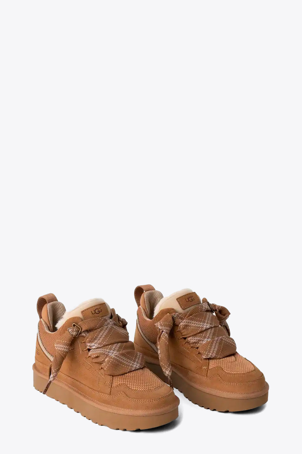 alt-image__Sneaker-bassa-in-suede-color-cammello-con-interno-in-montone---W-Lowmel
