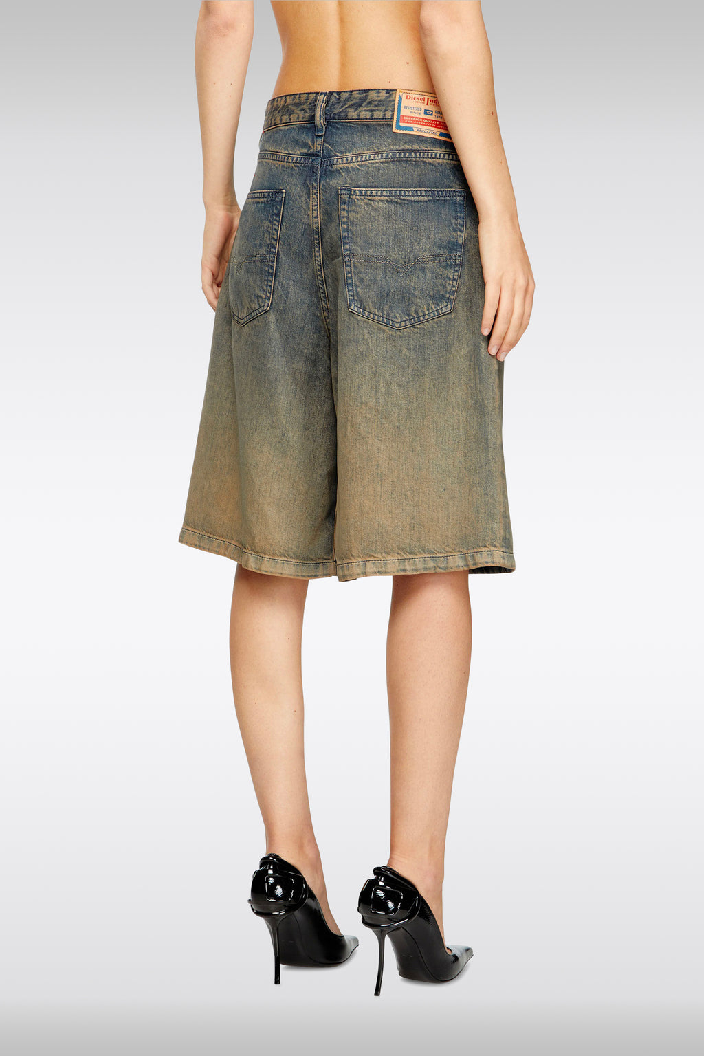 alt-image__Bermuda-baggy-in-denim-degradè-blu-sabbiato---De-Sire-Short