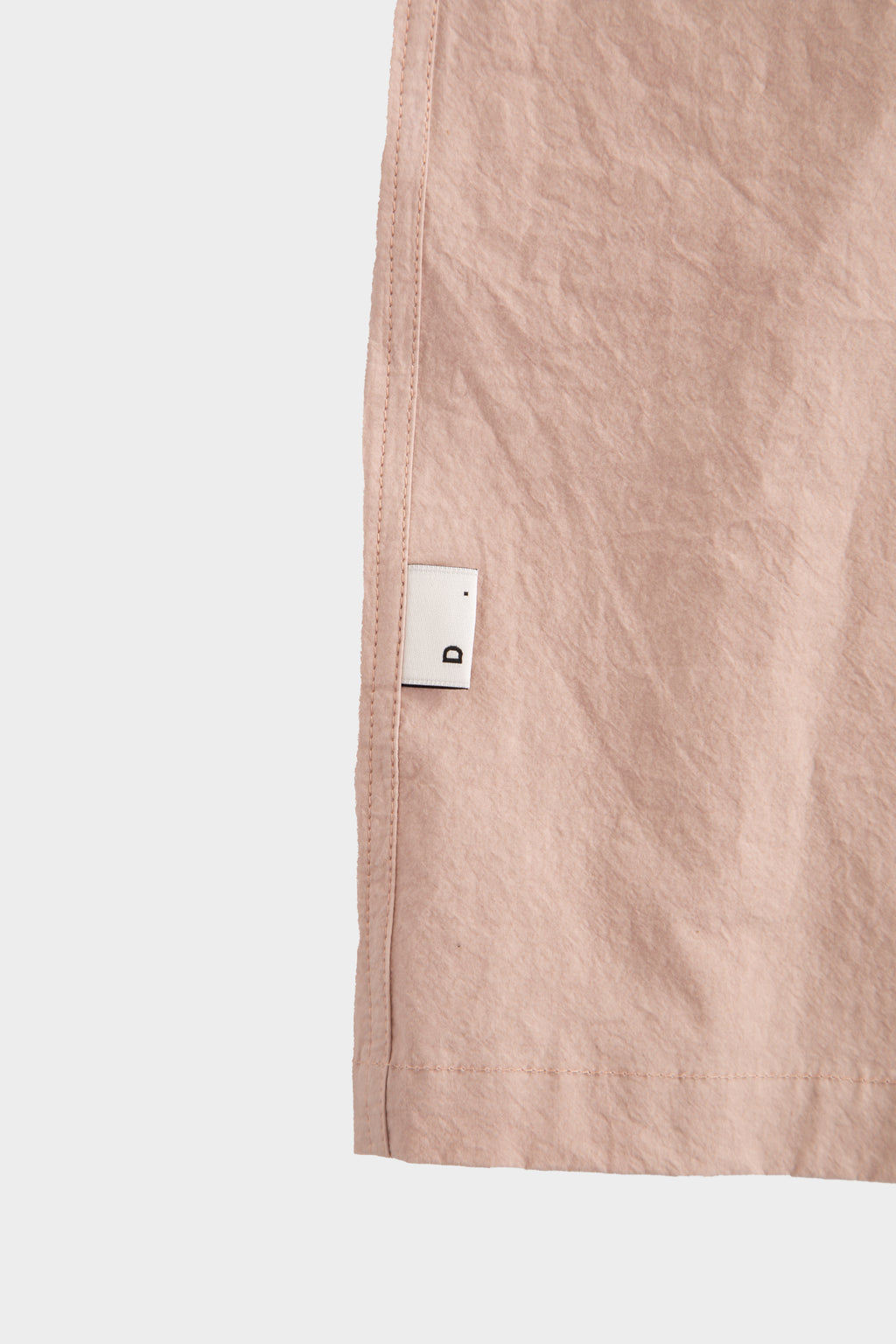 alt-image__Camicia-in-popeline-rosa-con-zip-e-maniche-corte