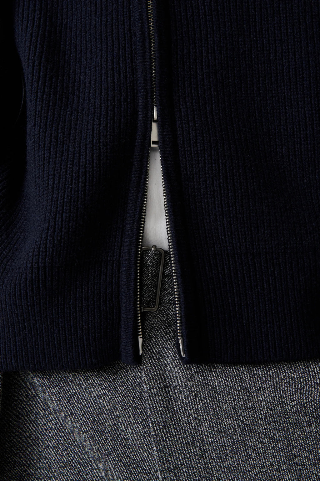 alt-image__KNITWEAR---12GG-CASHMERE-DOUBLE-SWEATSHIRT-Blu