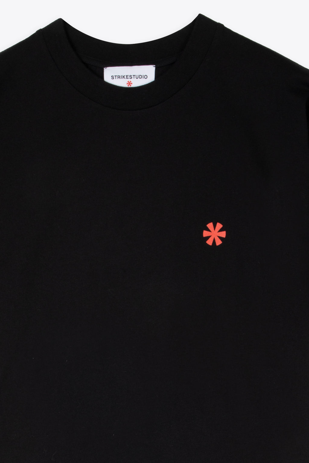 alt-image__Black-cotton-t-shirt-with-red-logo-printed