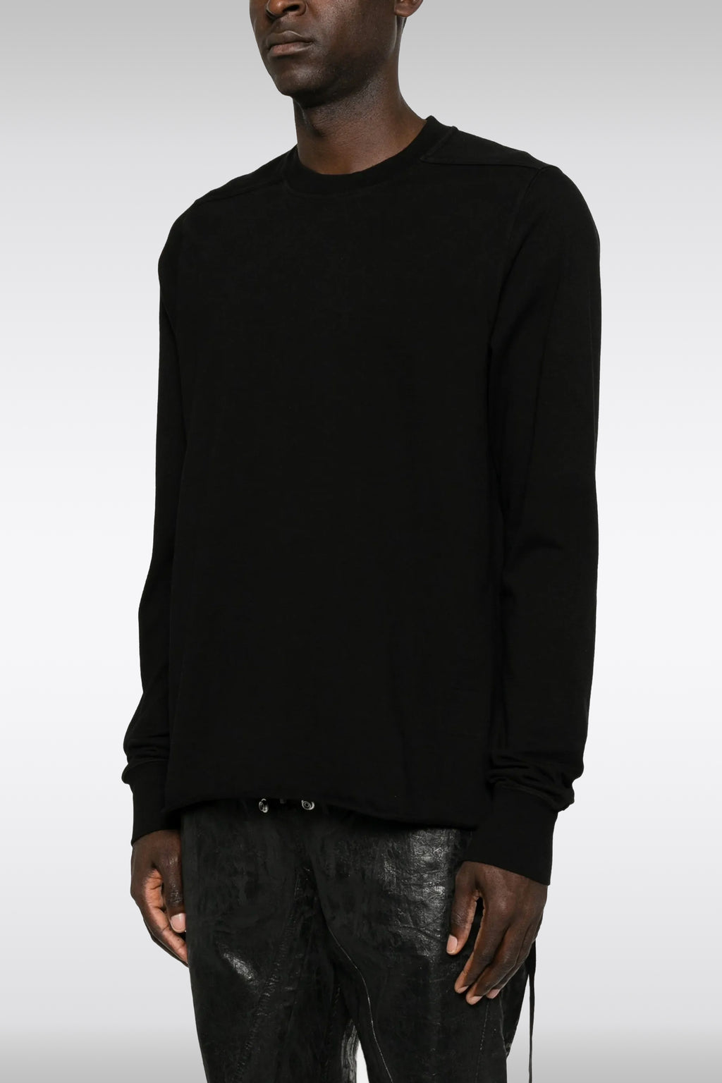alt-image__T-SHIRT-CREWNECK-SWEAT-Nero