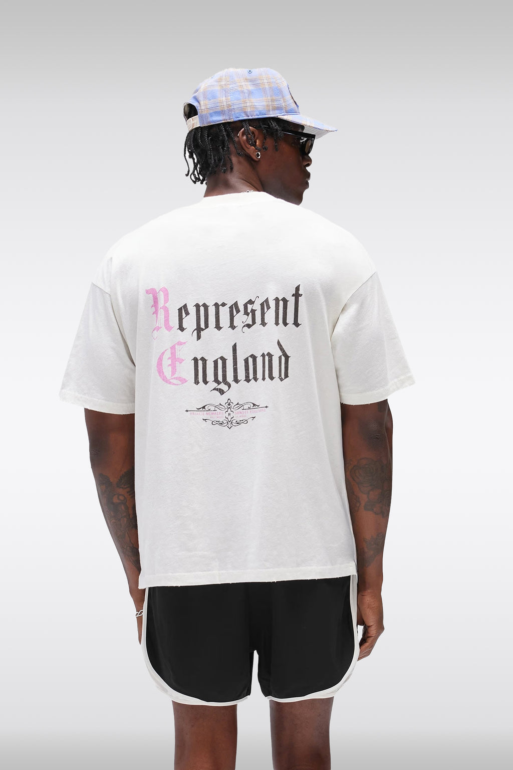 alt-image__PRIVATE-MEMBERS-T-SHIRT-Panna