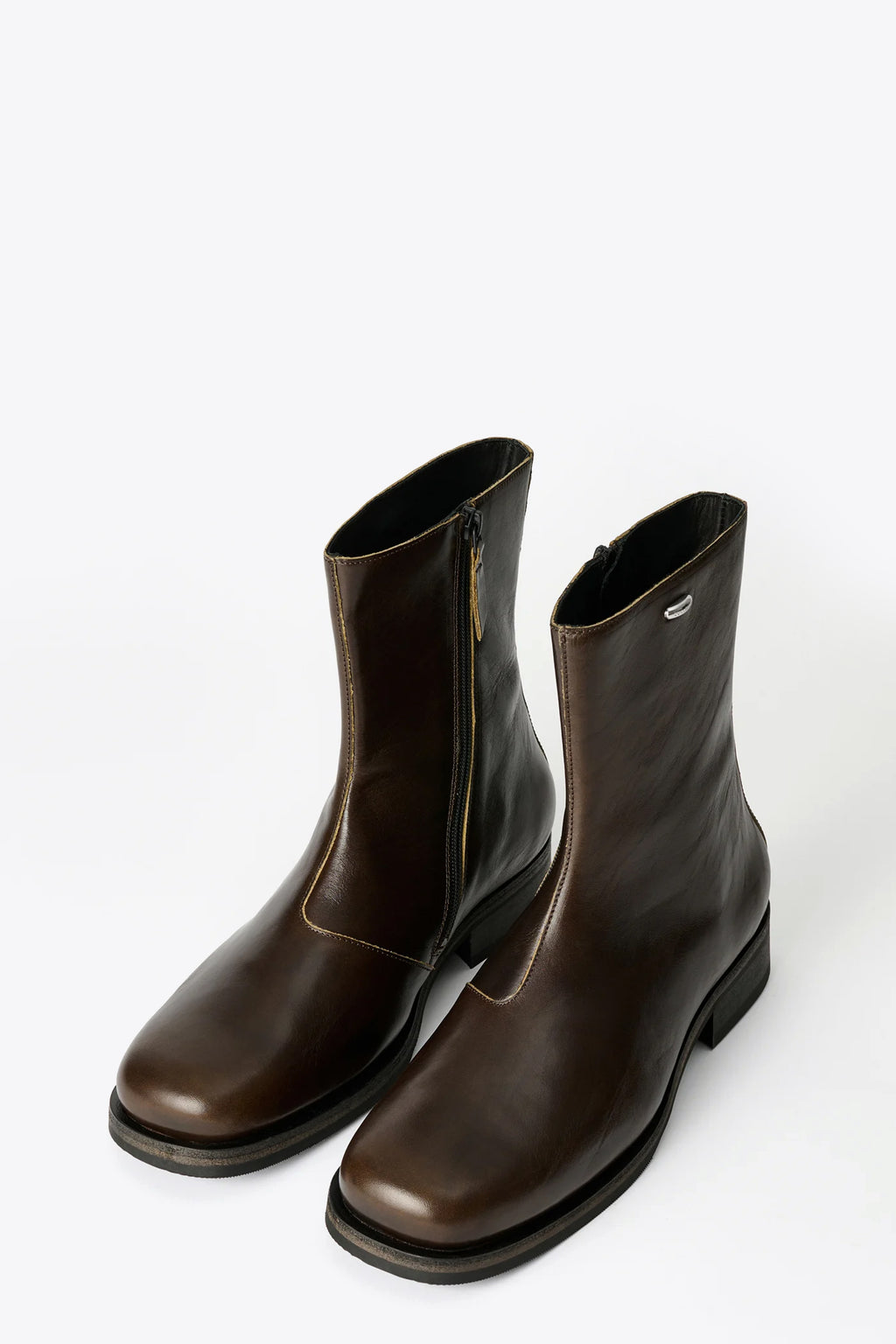 alt-image__CAMION-BOOT-Marrone