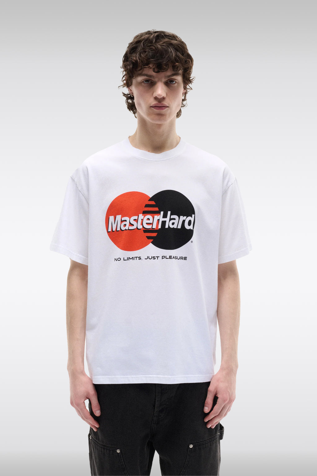 alt-image__MASTERHARD-Bianco
