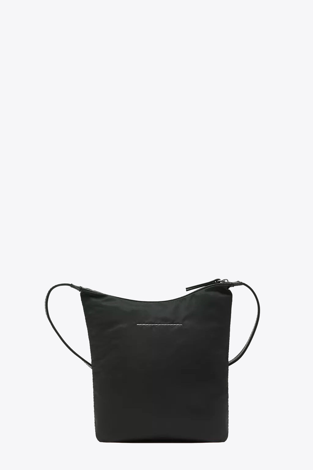 alt-image__P9062-Nero