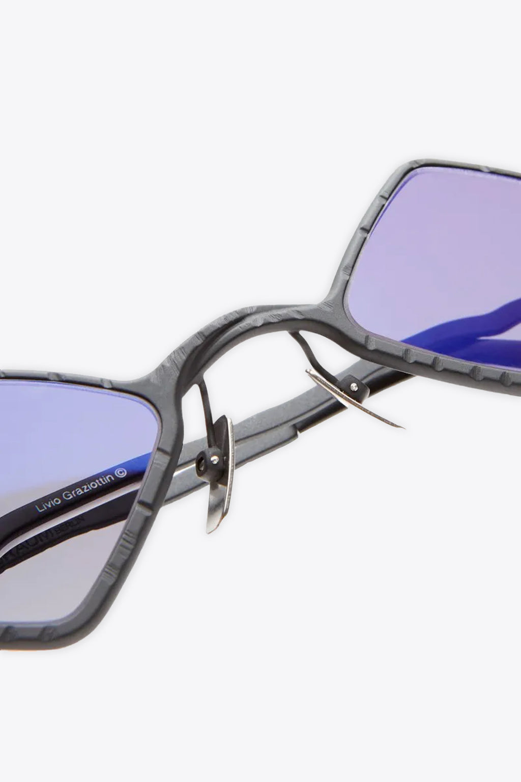 alt-image__Rhomboid-black-metal-sunglasses-with-black-lenses----Z14