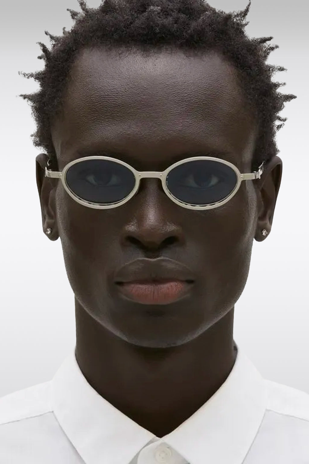 alt-image__Silver-metal-oval-sunglasses---H18