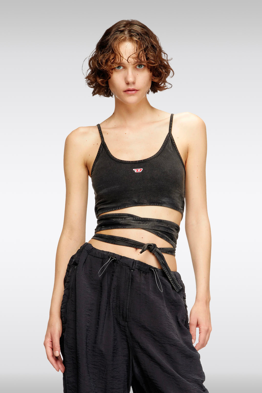 alt-image__Top-in-cotone-grigio-stonewashed-con-lacci-incrociati-in-vita---T-Leya-Tail-R1
