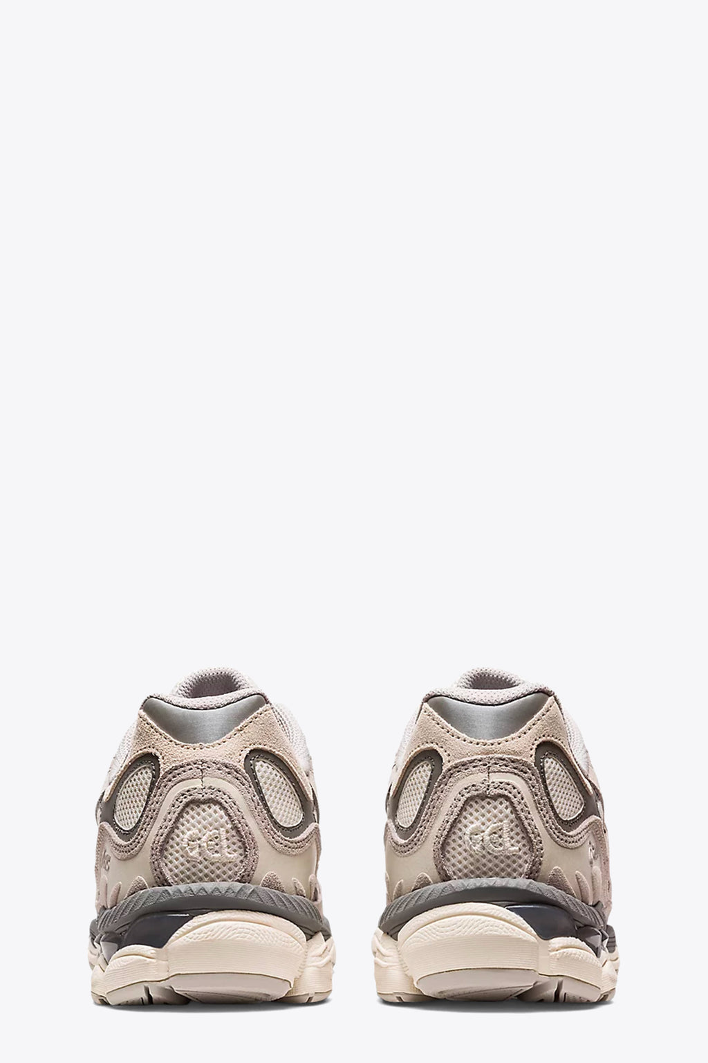 alt-image__Off-white-mesh-and-grey-suede-low-sneaker---Asics-Gel-Nyc