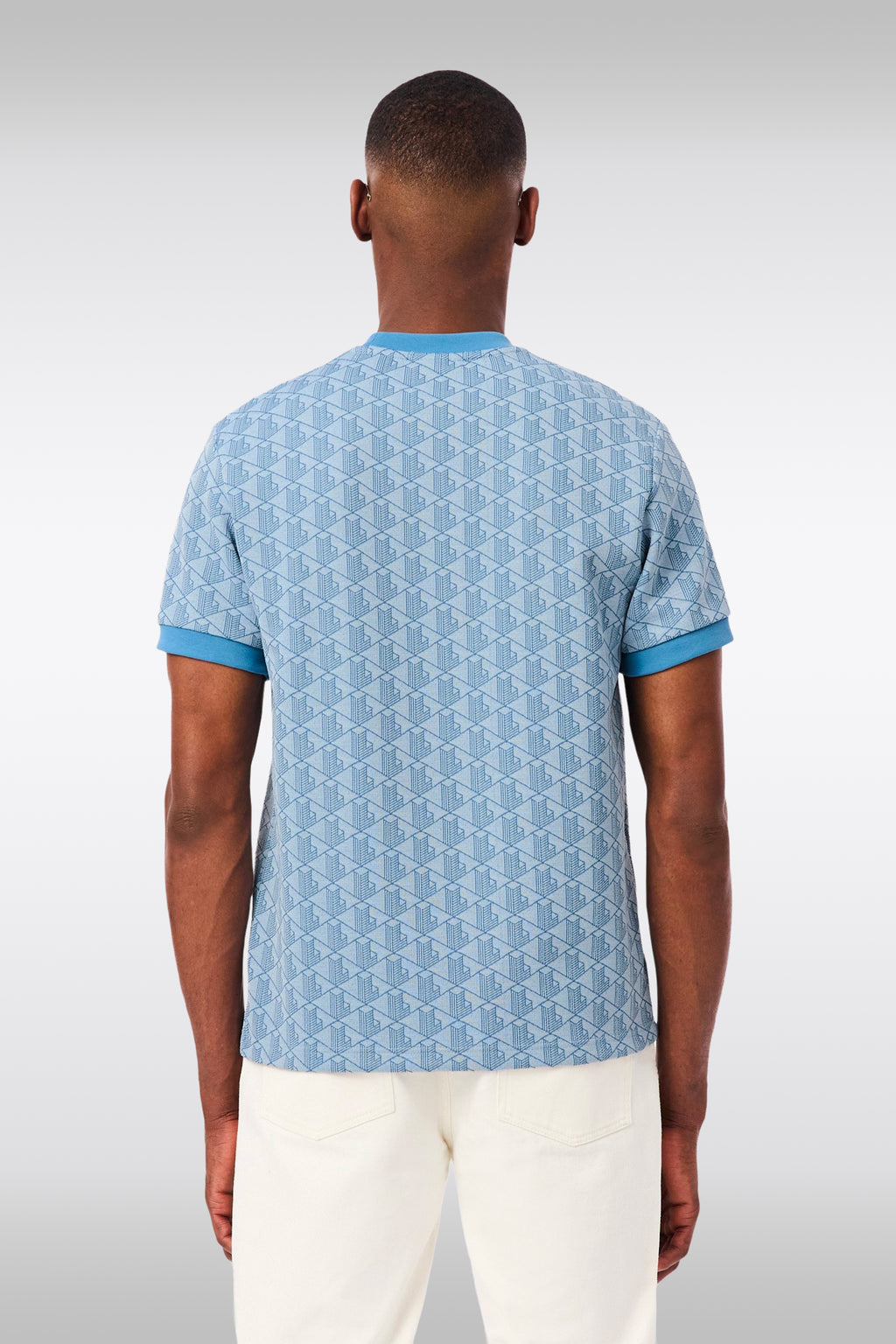 alt-image__T-shirt-celeste-con-motivo-jacquard-monogram