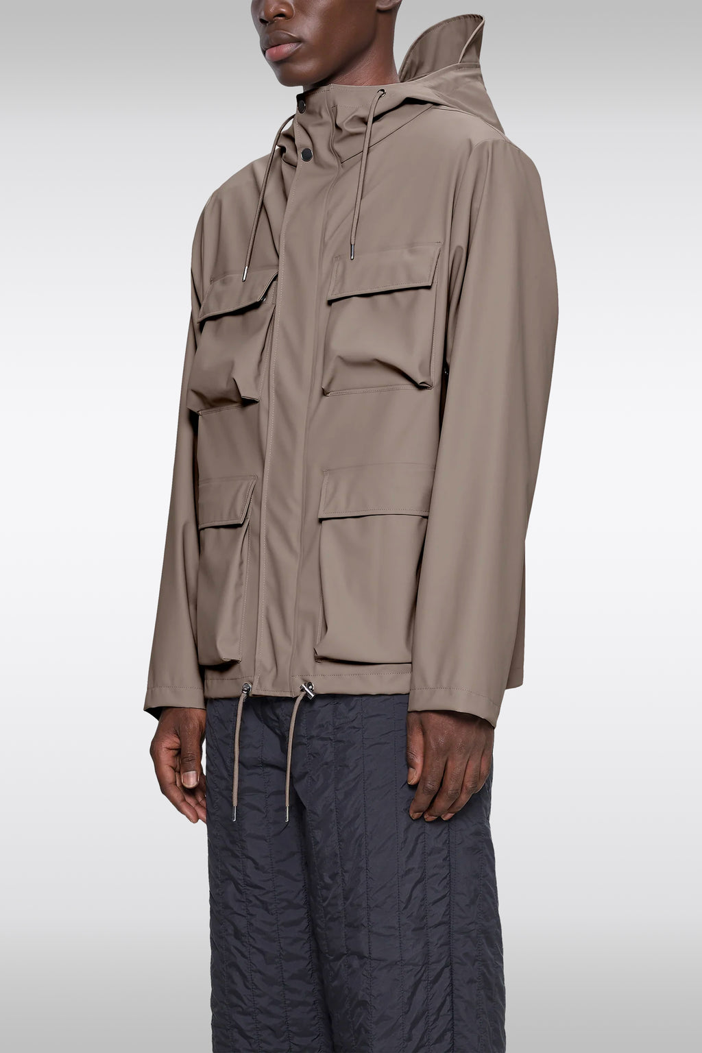 alt-image__giubbino-capp.-tasche-frontali-Fango