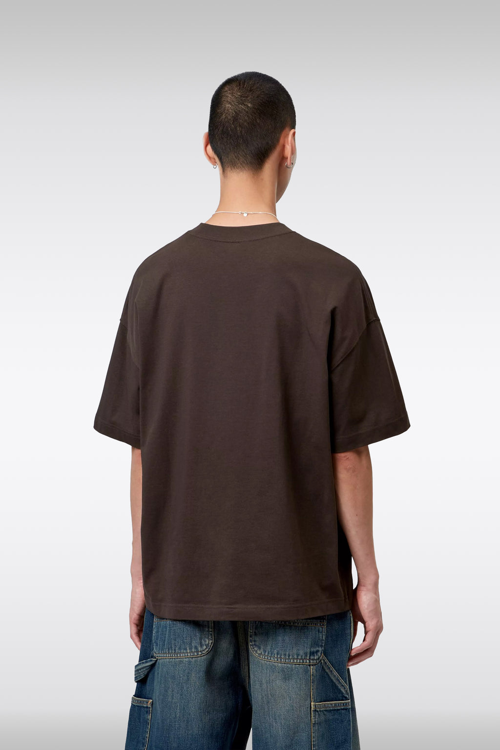 alt-image__T-shirt-marrone-in-cotone-con-logo-in-corsivo-ricamato-al-petto---S/S-Signature-Script-T-Shirt