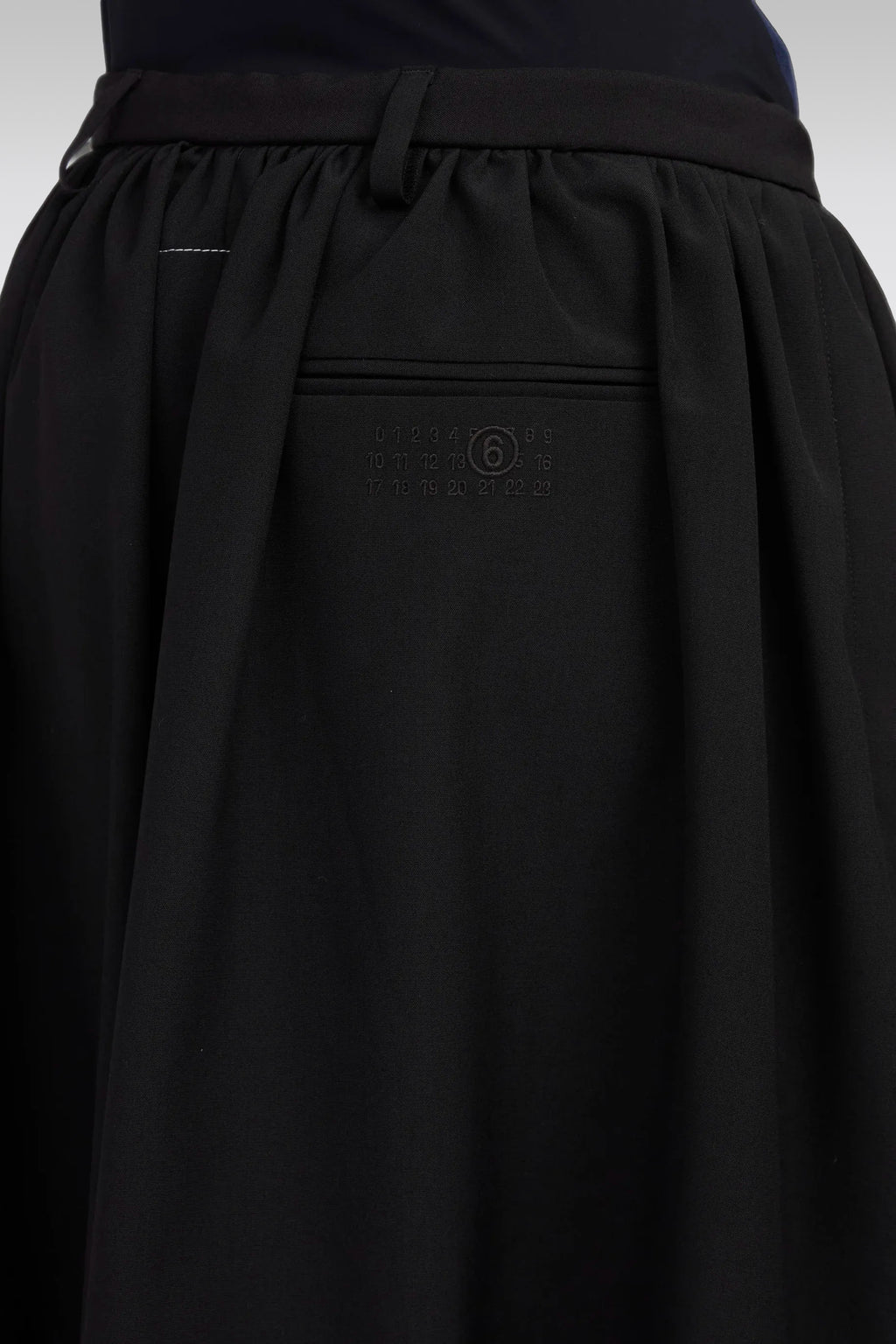 alt-image__M35436-Nero