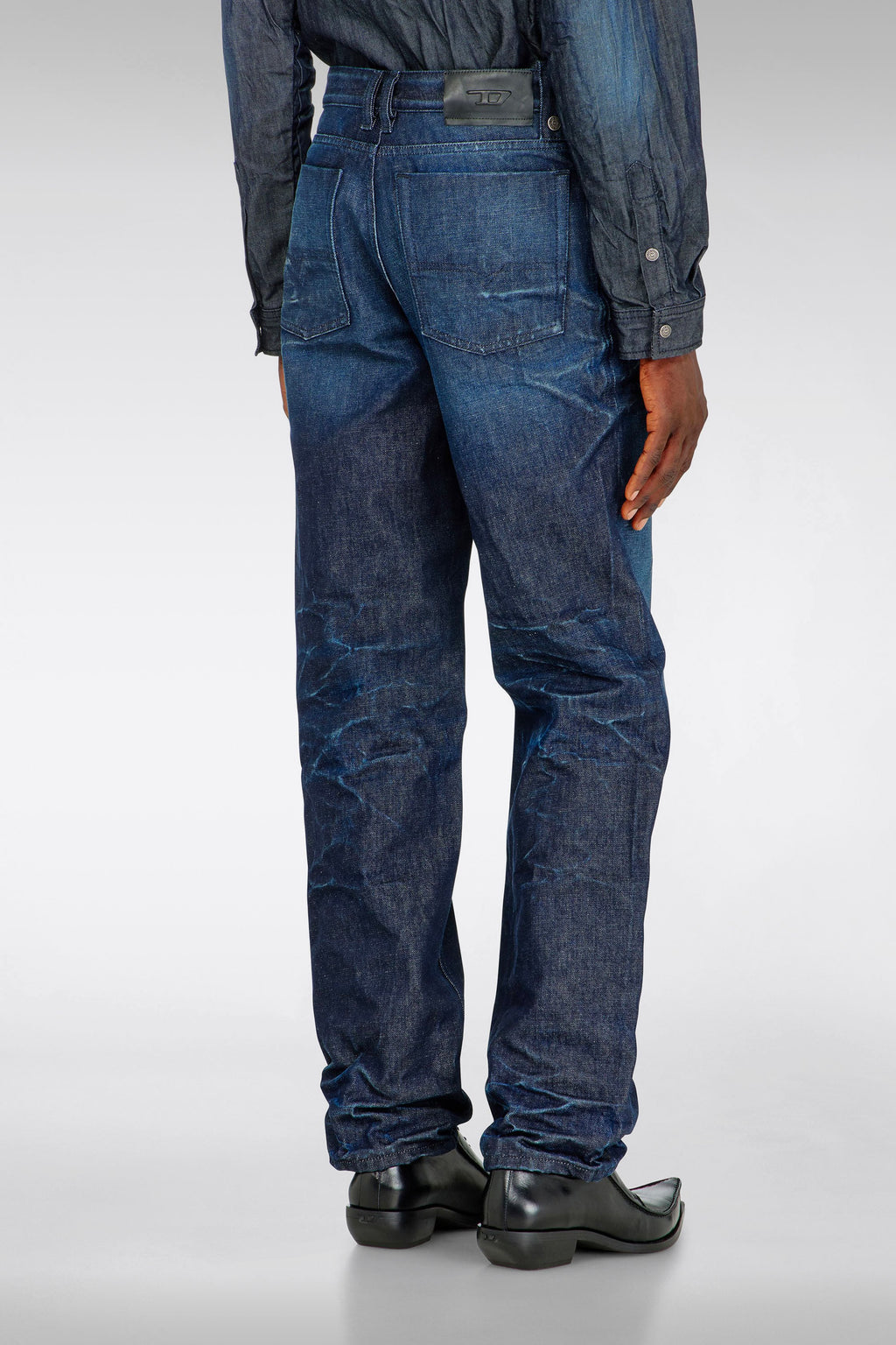 alt-image__D-VOEED-FSJ4-L.32-PANTALONI-Denim