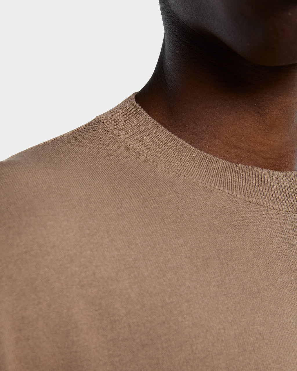 alt-image__T-shirt-in-viscosa-color-cammello