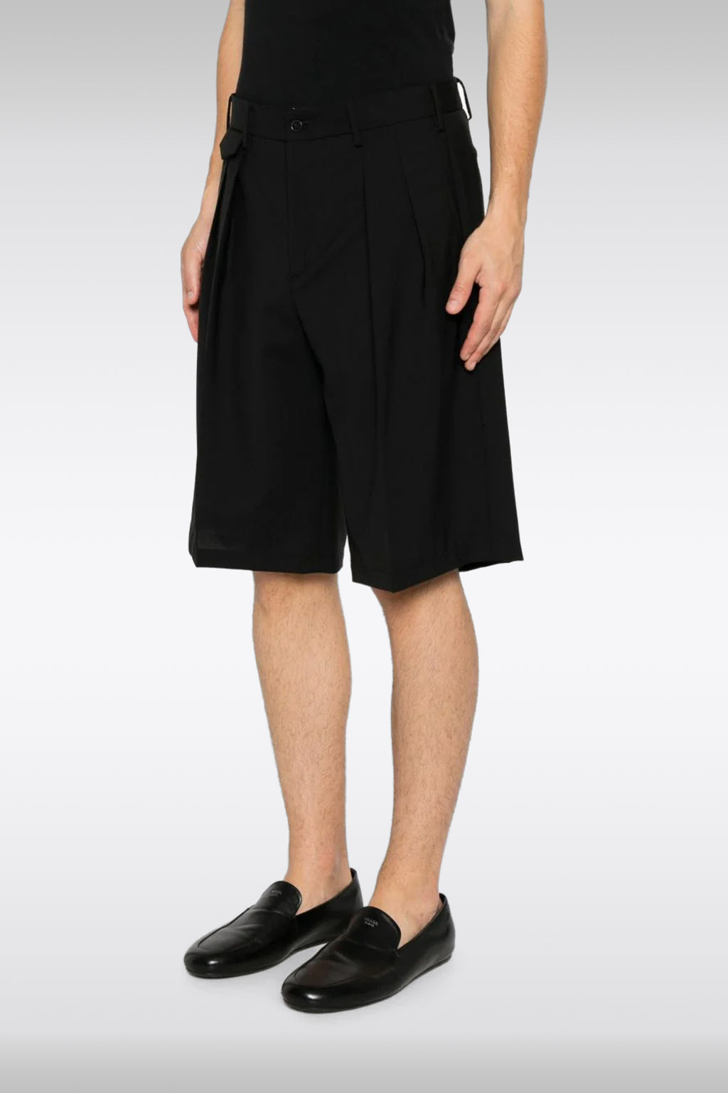 alt-image__Bermuda-relaxed-in-frescolana-nero---Bedfords