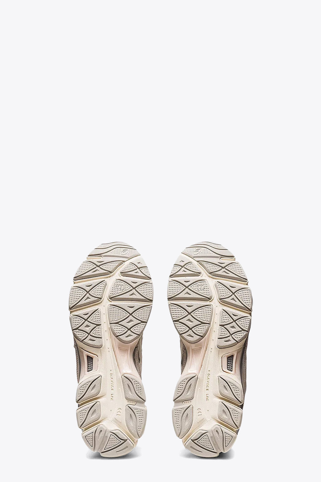 alt-image__Sneaker-bassa-in-suede-grigia-e-mesh-panna-con-dettagli-in-pelle---Asics-Gel-Nyc