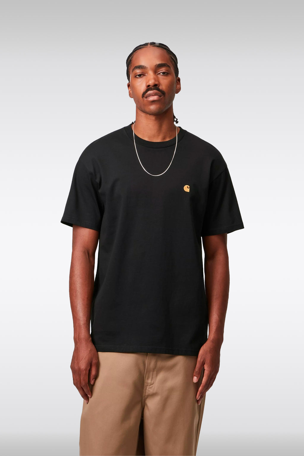 alt-image__T-shirt-nera-in-cotone-con-logo-ricamato-al-petto---S/S-Chase-T-Shirt