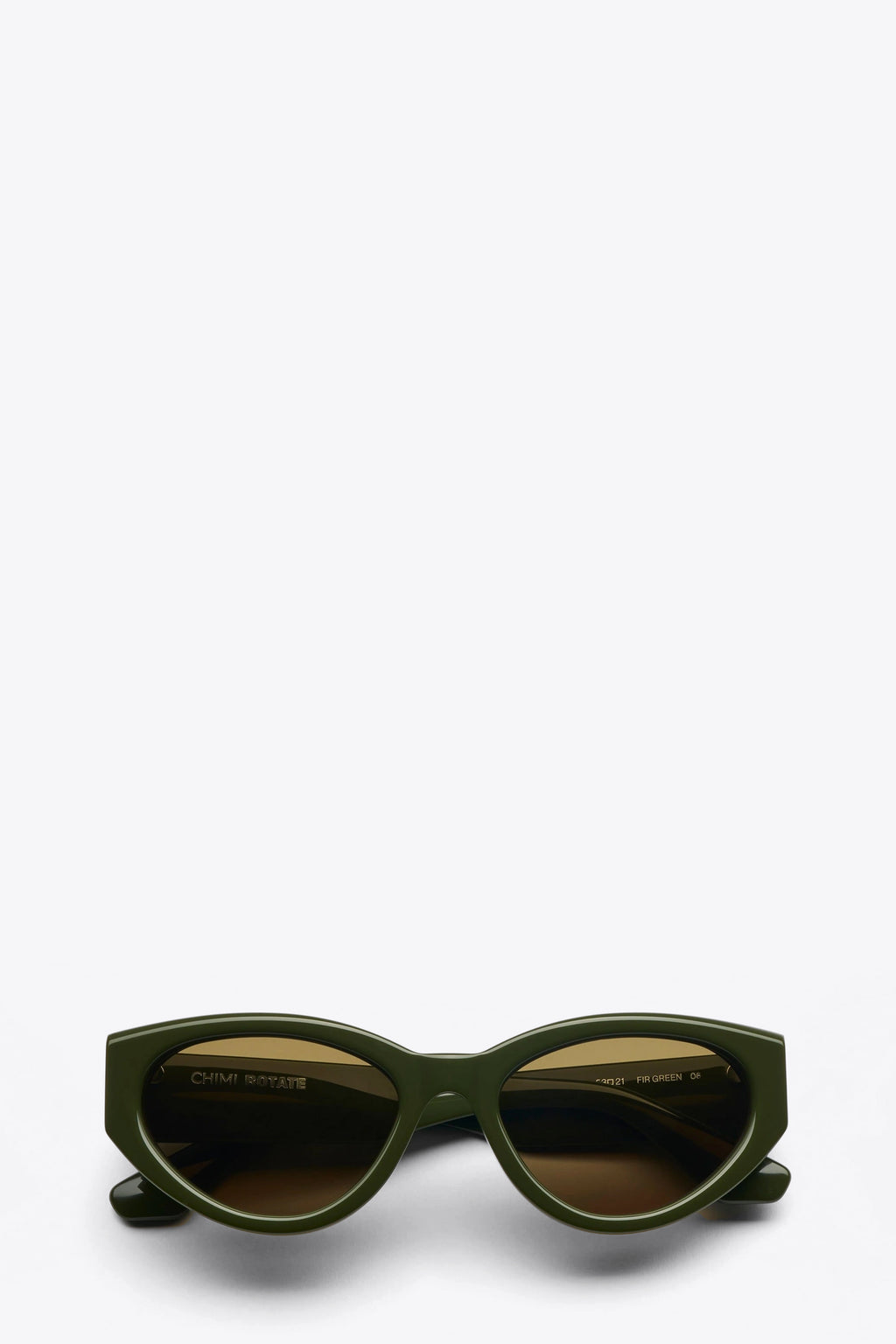 alt-image__Occhiali-da-sole-cat-eye-in-acetato-verde-in-collaborazione-con-Rotate---Rotate-06