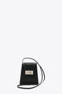 Borsa rigida in pelle nera con logo numerico in metallo 
