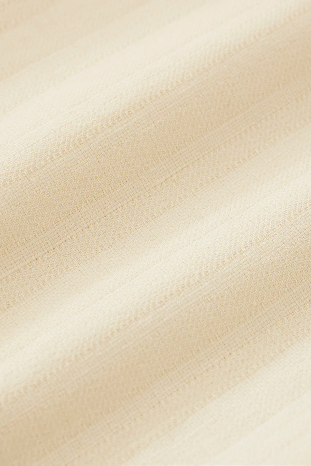 alt-image__PANT-KNEE-LENGHT-TAILORED-SHORT--Panna