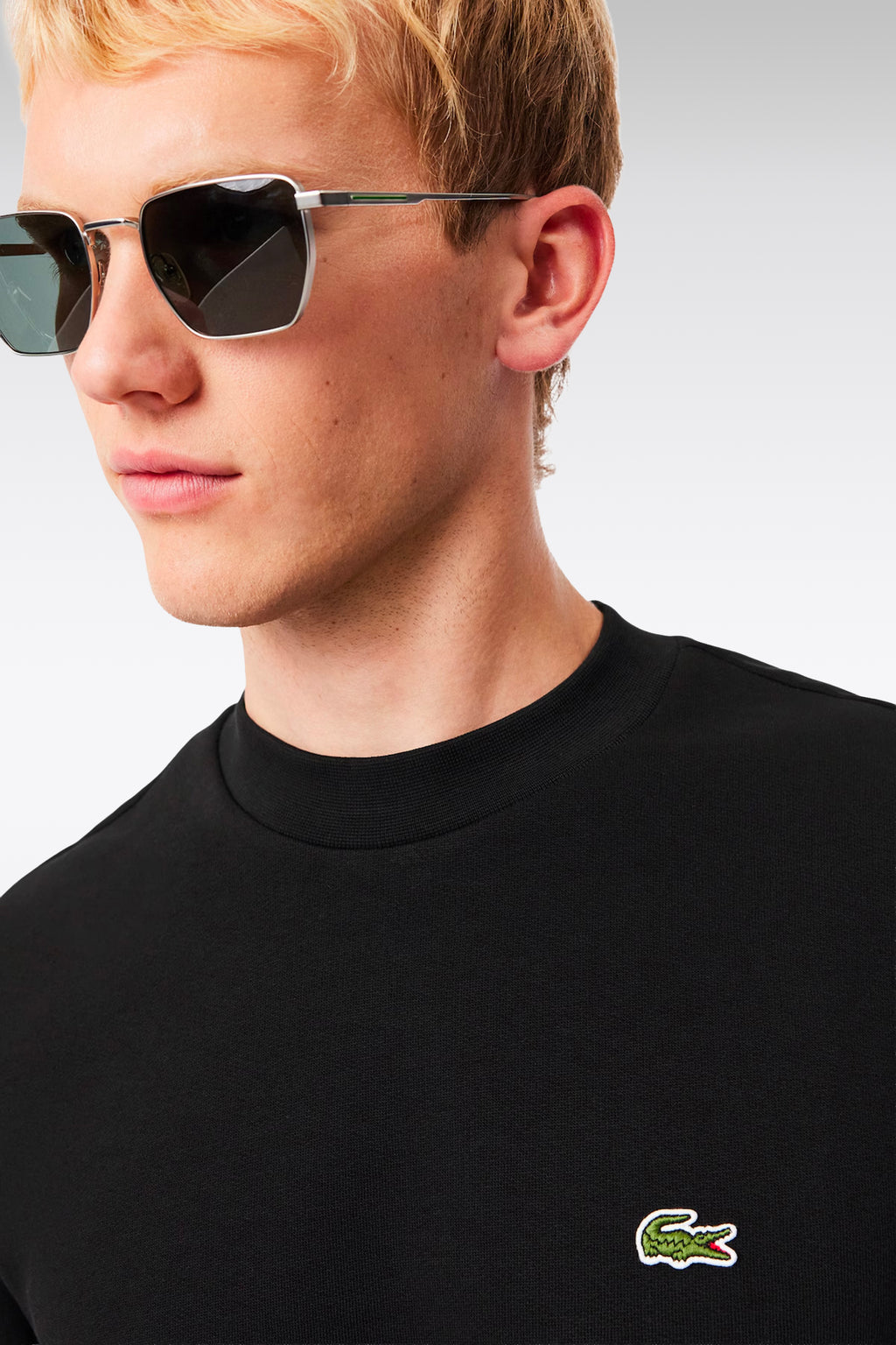 alt-image__girocollo-Nero