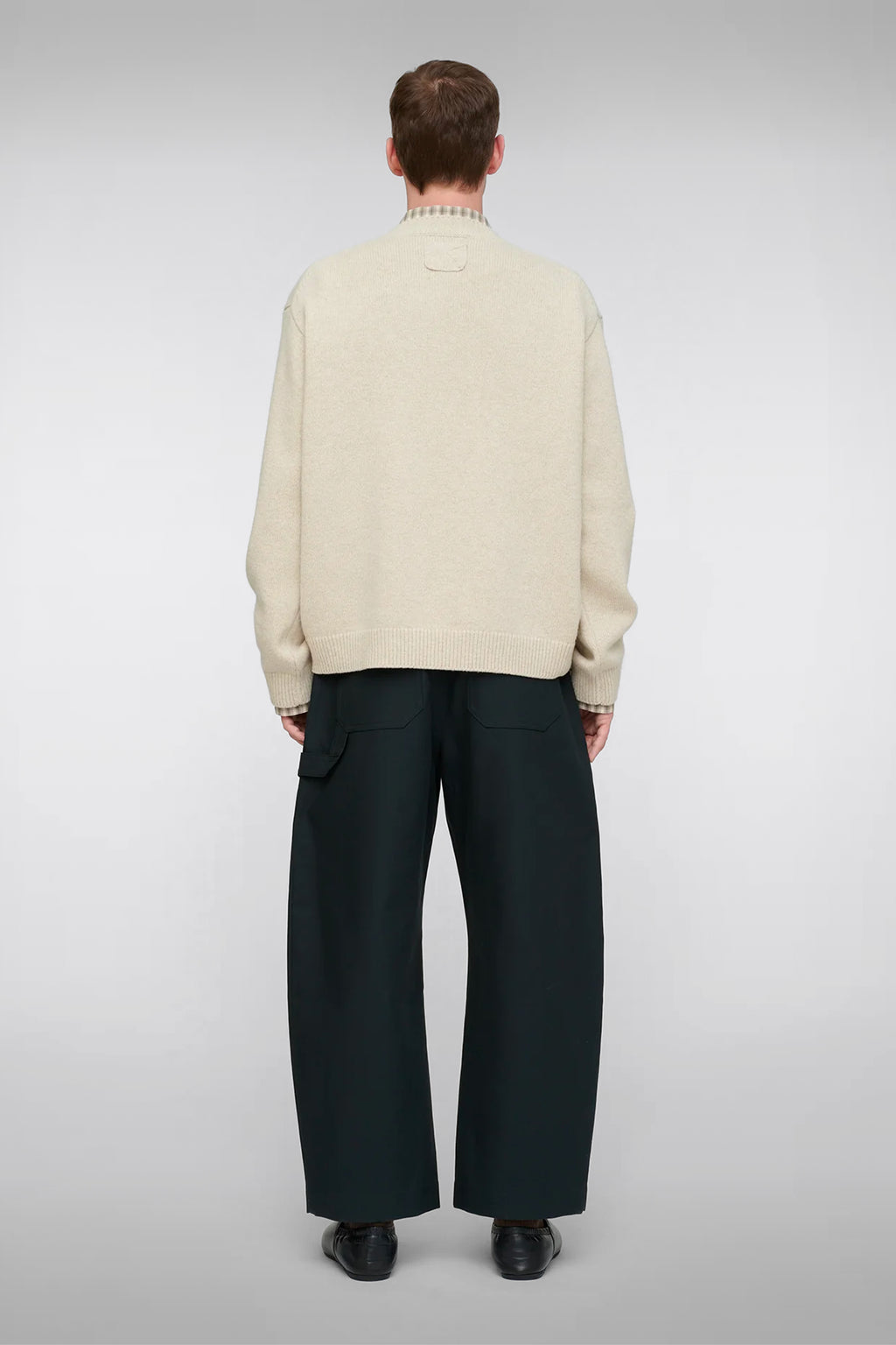 alt-image__ESTEVON-Nero