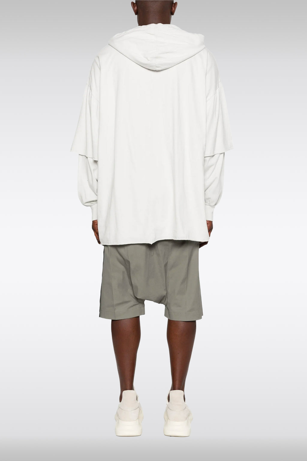 alt-image__T-shirt-bianca-doppiata-con-cappuccio---Tommy-Hustler-Hoodie