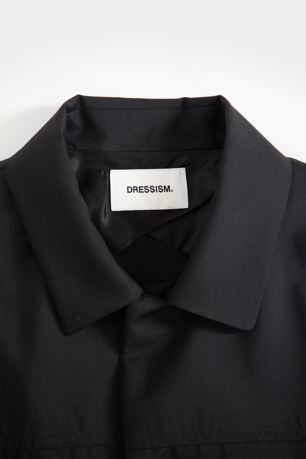 alt-image__Giacca-nera-in-frescolana