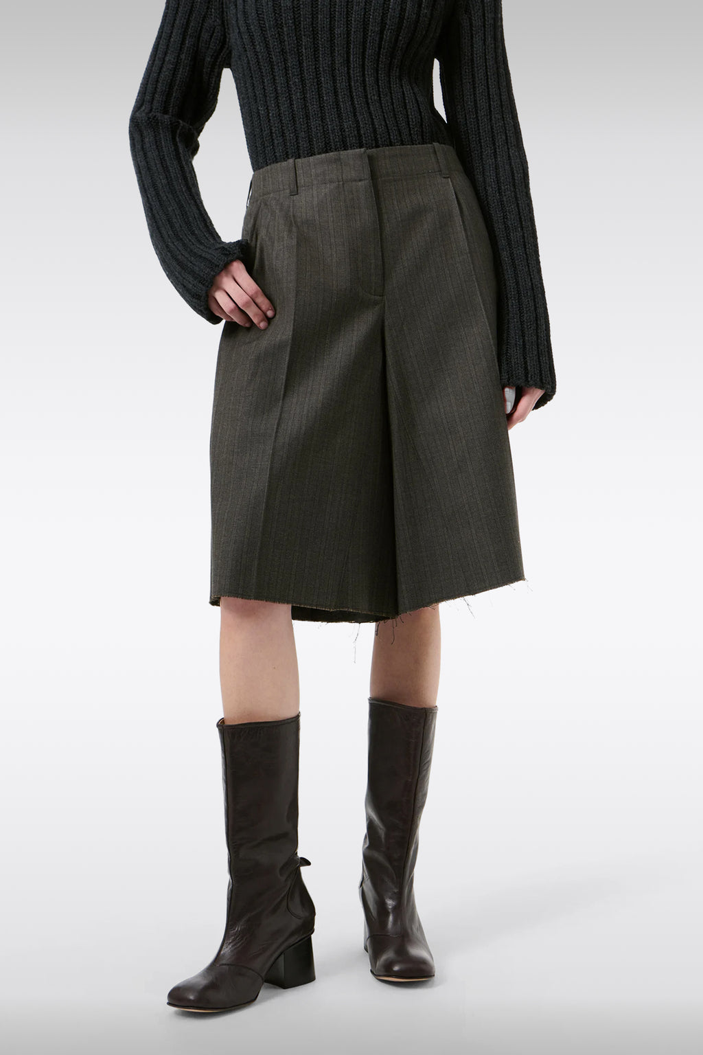 alt-image__Bermuda-baggy-fit-grigio-gessato-in-misto-lana---Jumbo-Shorts