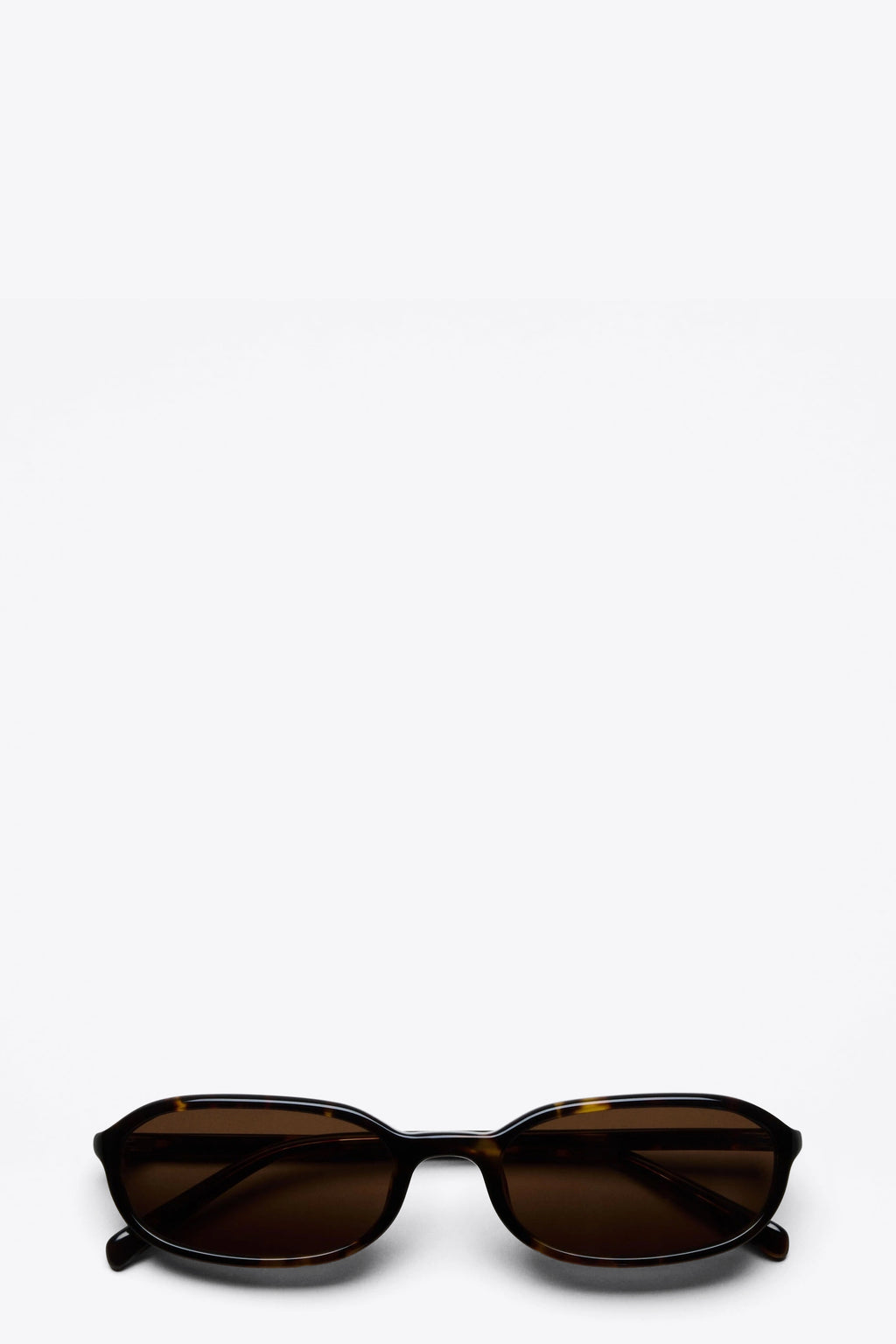 alt-image__Handcrafted-brown-tortoise-acetate-oval-sunglasses---Edith