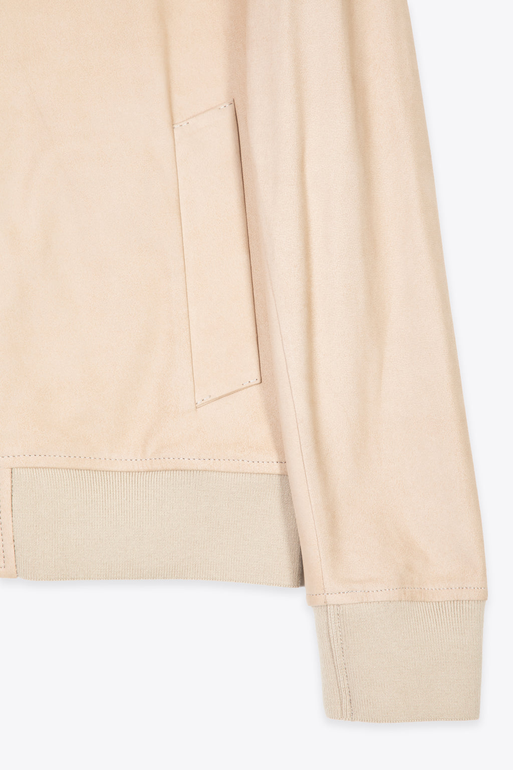 alt-image__Bomber-sfoderato-in-suede-color-sabbia