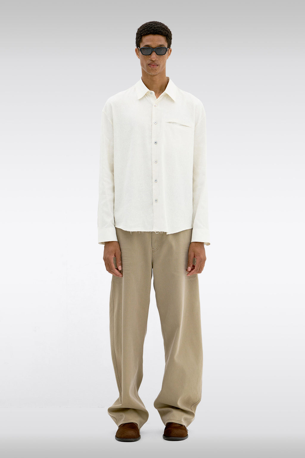 alt-image__Pantalone-beige-in-canvas-barrel-fit---Cinched-back-embossed-curved-pants