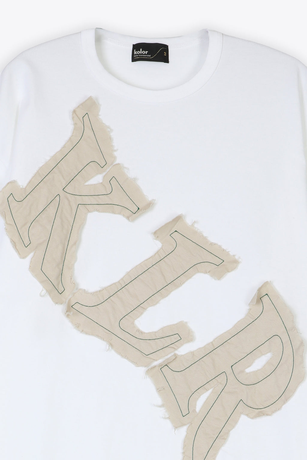 alt-image__T-shirt-oversize-bianca-in-cotone-con-logo-patchwork