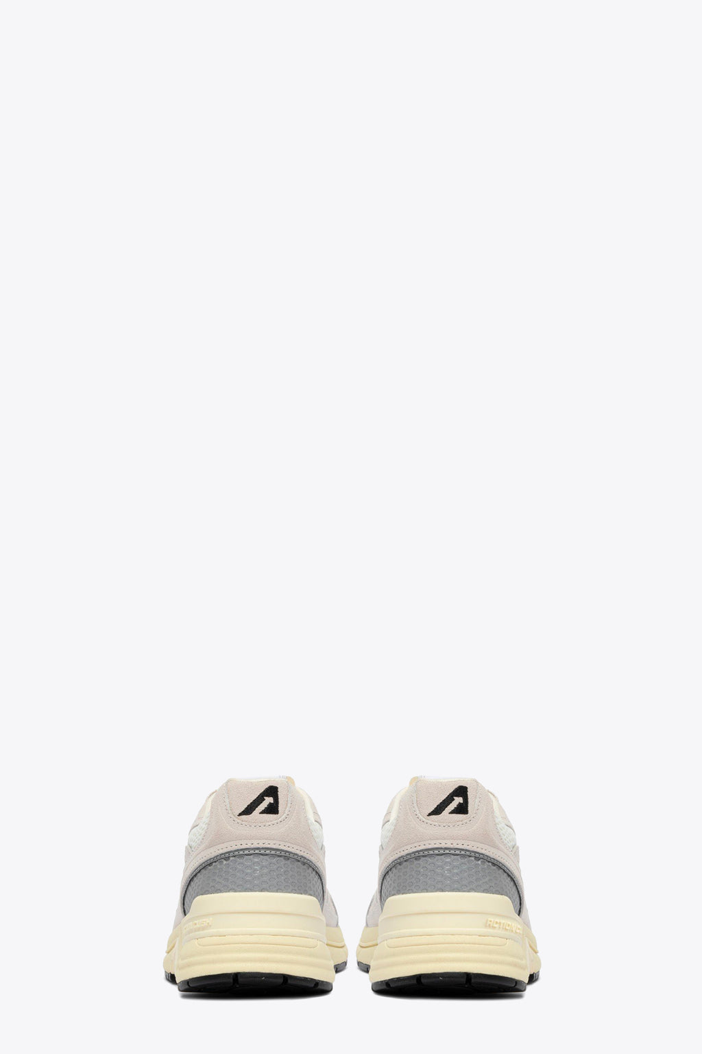 alt-image__Sand-coloured-suede-and-mesh-low-sneaker---Hyperway-Low