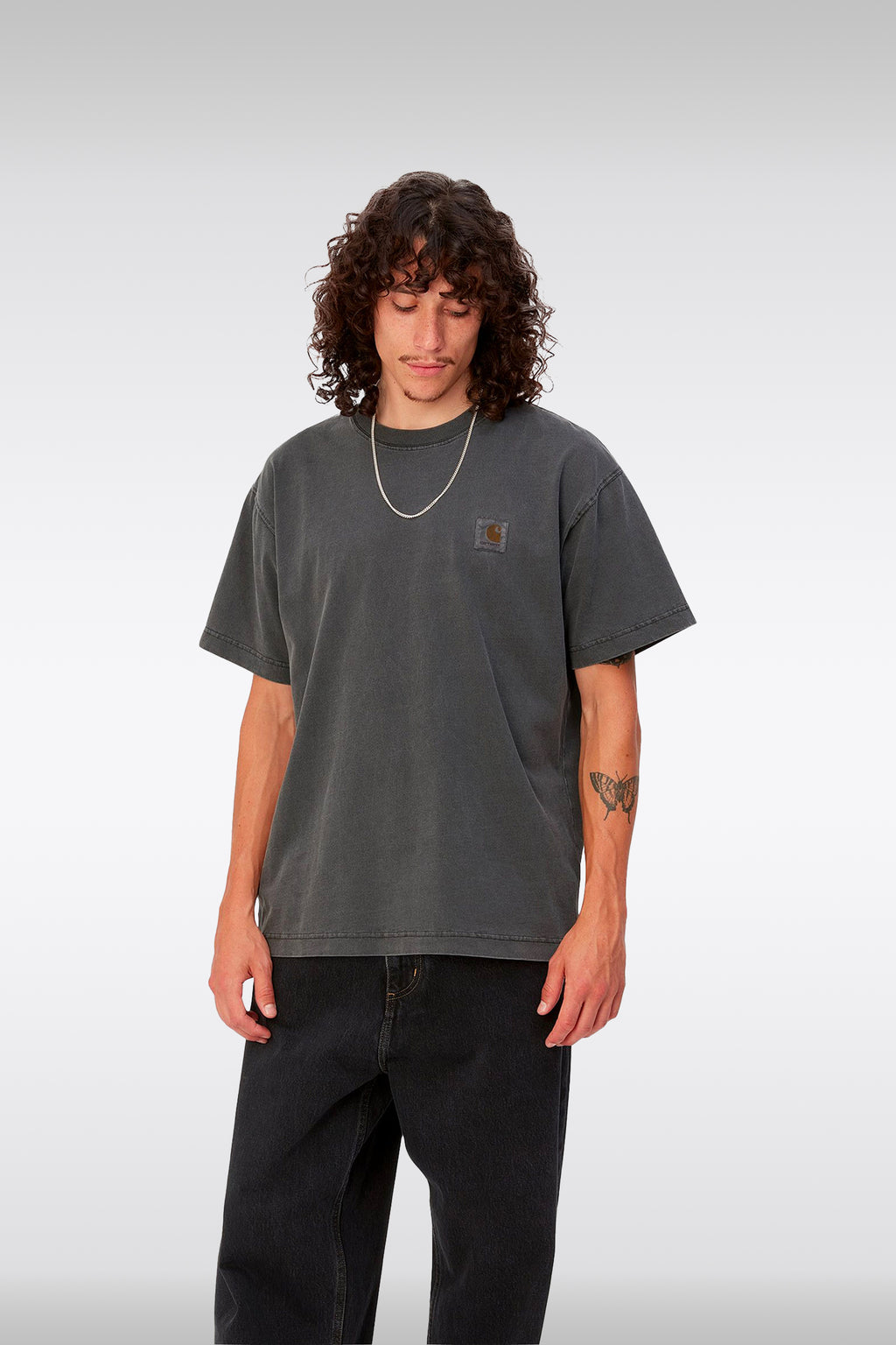 alt-image__T-shirt-in-cotone-lavato-grigio-antracite-con-logo-al-petto---S/S-Nelson-T-Shirt
