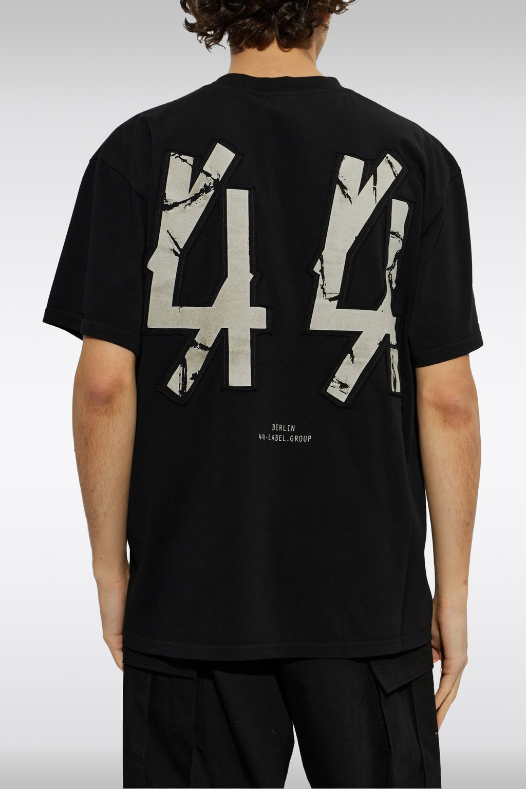 alt-image__T-shirt-nera-in-cotone-con-logo-al-petto-e-sul-retro---44-Slashed-Tee