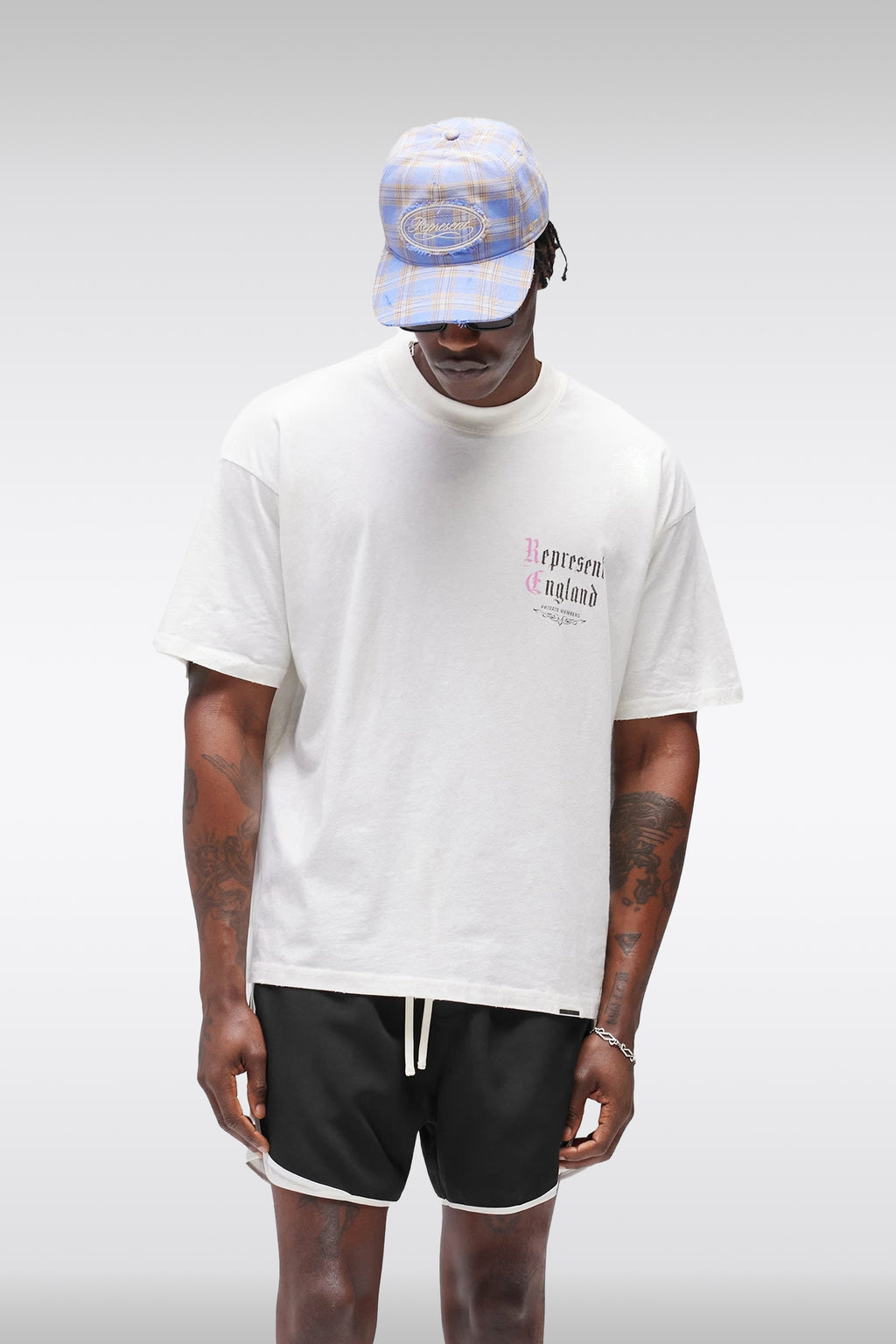 alt-image__PRIVATE-MEMBERS-T-SHIRT-Panna