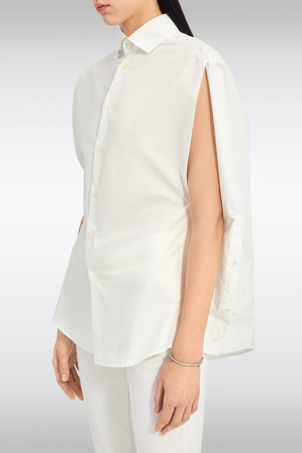 alt-image__Camicia-bianca-smanicata-in-cotone-con-logo-ricamato