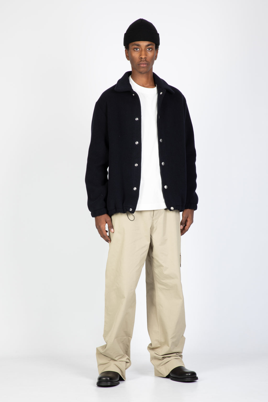 alt-image__Giubbotto-in-panno-blu-navy-con-bottoni-automatici