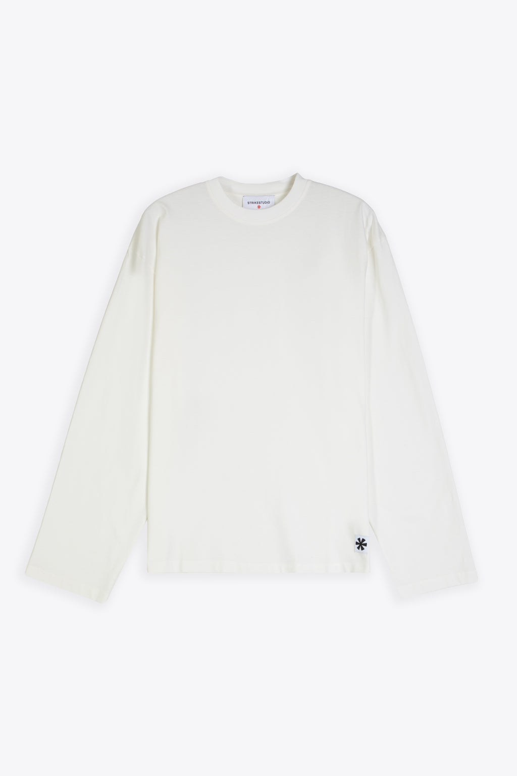 alt-image__T-shirt-boxy-fit-bianca-in-cotone-con-maniche-lunghe---Long-Sleeve-Tee-Patch-Only