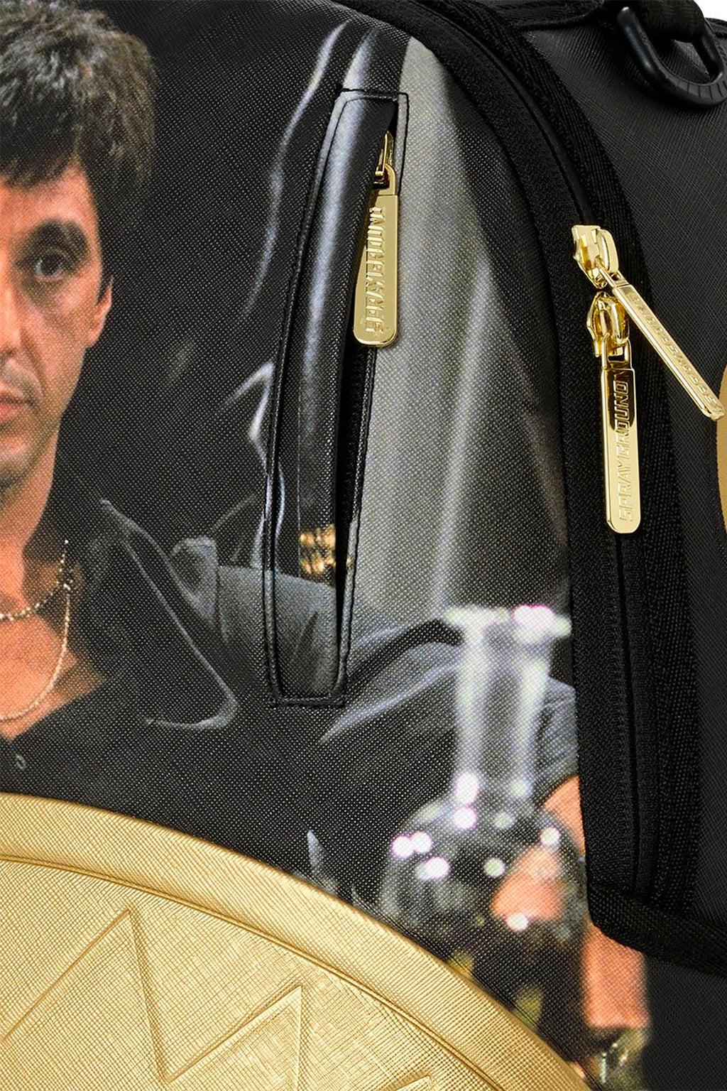 alt-image__Zaino-in-pvc-nero-con-stampa-Scarface-e-bocca-shark-oro---Scarface-Gold-Embossed-Backpack