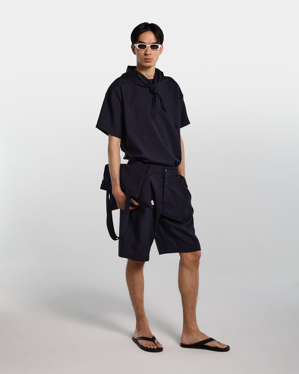 alt-image__Bermuda-baggy-in-frescolana-blu-navy