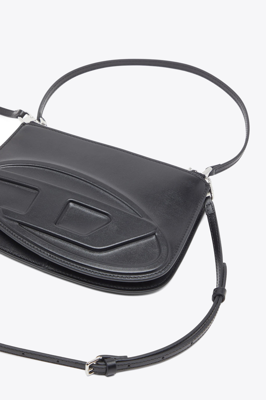 alt-image__Borsa-nera-in-pelle-con-logo-Oval-D---1DR-Twin