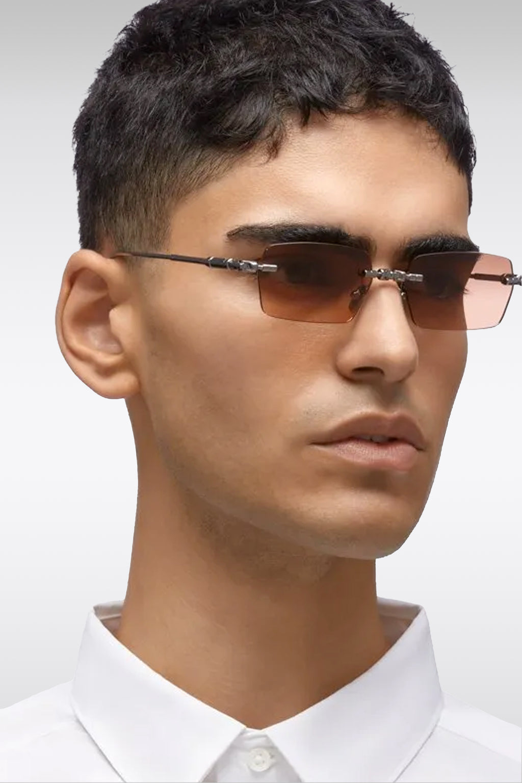 alt-image__Occhiali-rimless-con-lenti-squadrate-arancioni---H61