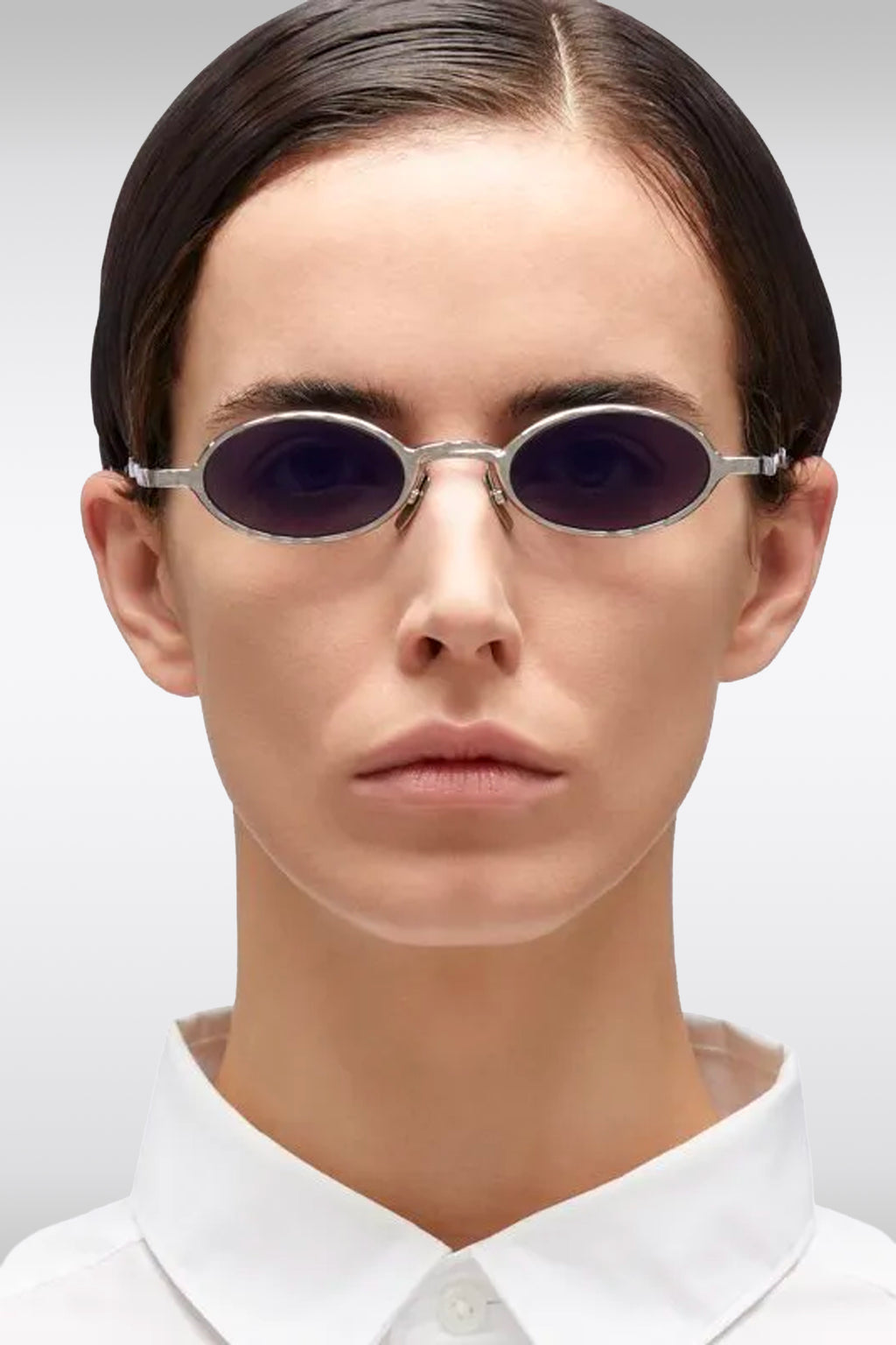 alt-image__Silver-toned-hammered-metal-oval-sunglasses---Z24
