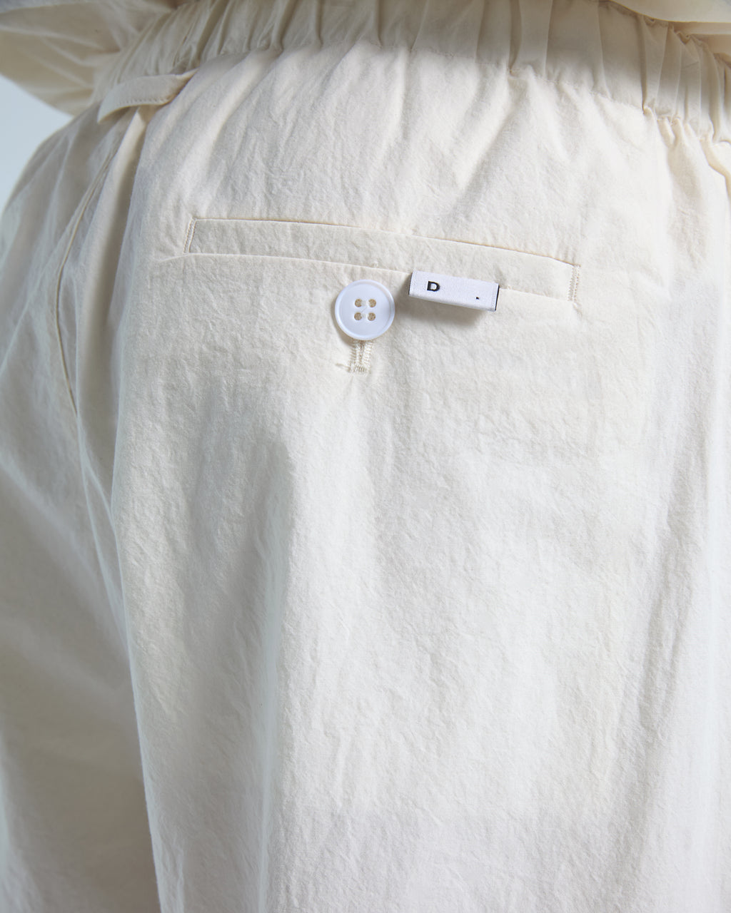 alt-image__Pantalone-loose-fit-in-popeline-di-cotone-panna